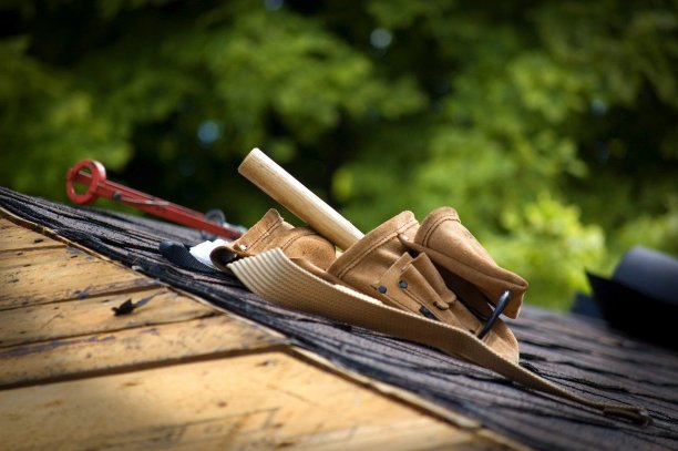 Roofers Near Naples, FL Available Now